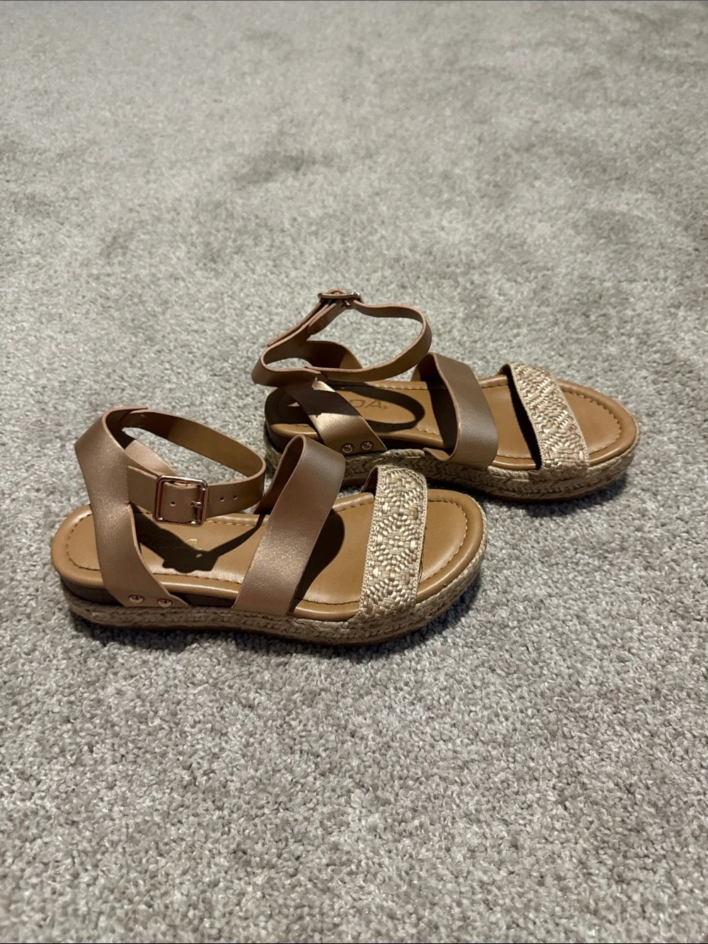 Soda stylish tan